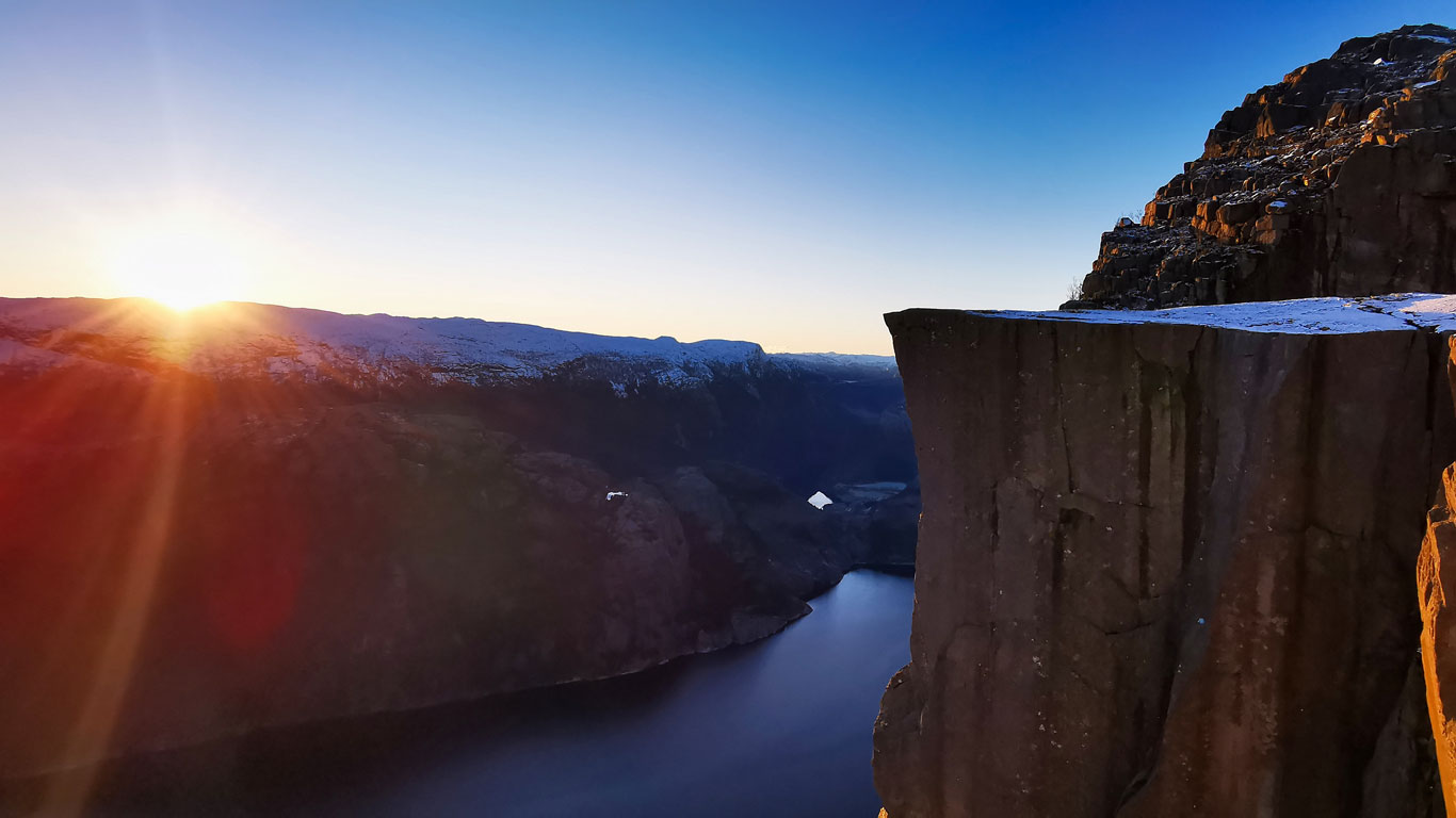 Stavanger pulpit rock sunset tours guided hikes